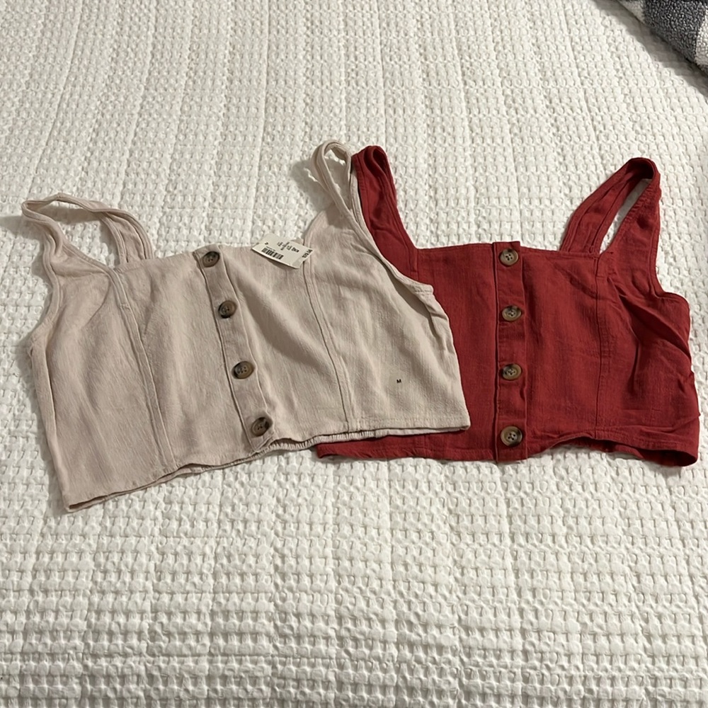 Crop tops
